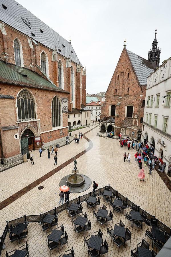 クラクフPlac Mariacki 8アパートメント エクステリア 写真